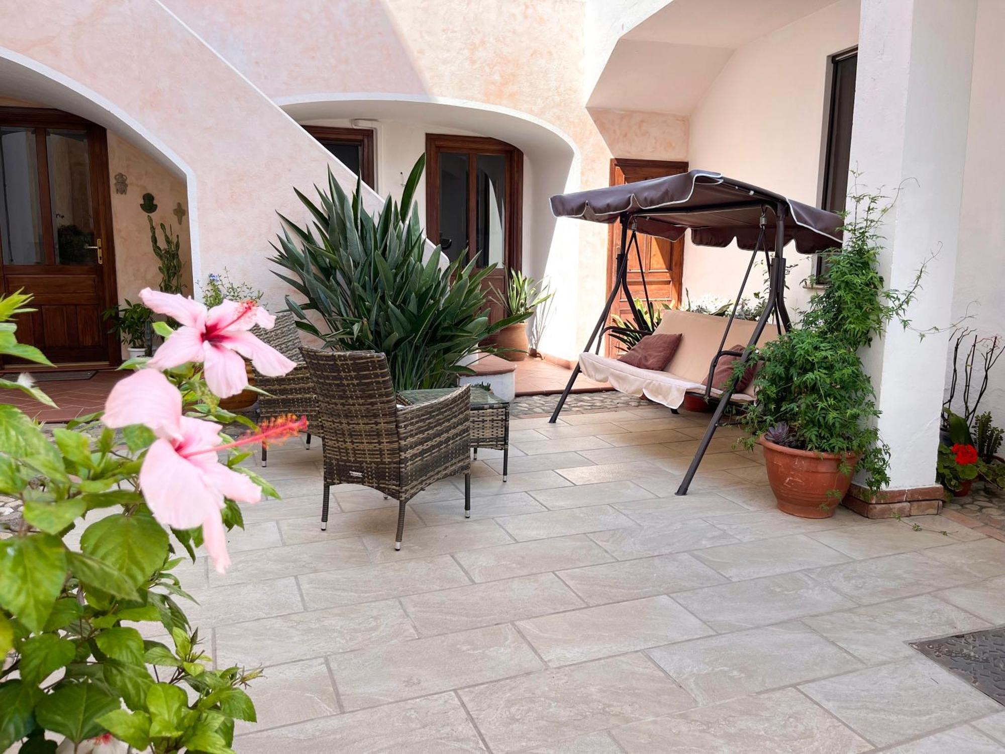 Casa Lia - Independent Apartment In The Gulf Of Orosei Galtellì Dış mekan fotoğraf